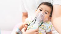 10 tips alami yang bisa dilakukan untuk mengatasi batuk pilek pada bayi