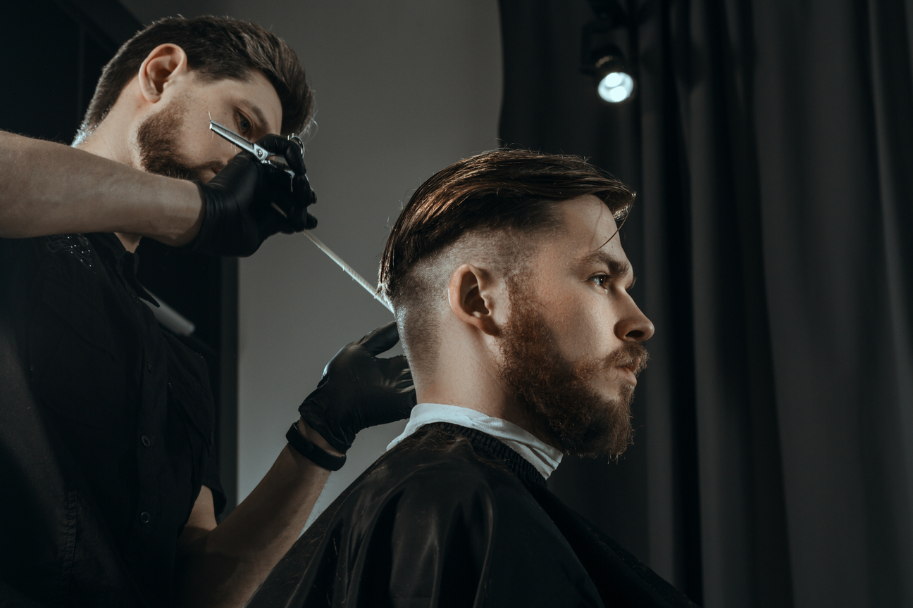 tips cepat merawat rambut panjang untuk pria